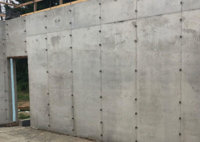 Flat, Smooth Insulated Concrete Walls